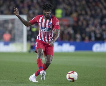 El ghanés ha dado un paso adelante esta temporada y está gozando de muchos minutos. Desde la Premier llegan ofertas, pero Thomas parece concienciado en continuar y Simeone cada vez tiene más confianza en él.