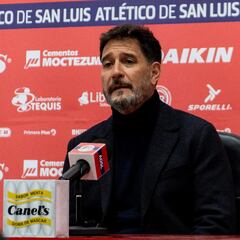 Gustavo Lema: “con nuestras estadísticas en Pumas ganaremos 10 partidos de 8″