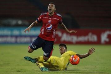 El DIM se quedó con 25 puntos y sigue segundo del torneo.