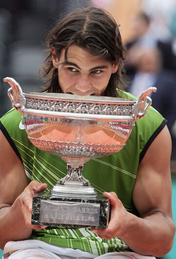 Rafa Nadal ganó a Mariano Puerta por 6-7, 6-3, 6-1 y 7-5.