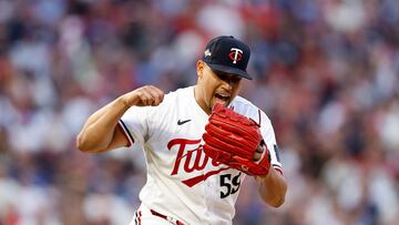 MINNEAPOLIS, MINNESOTA - OCTOBER 04: Jhoan Duran #59 of the Minnesota Twins celebrates a strike out against the Toronto Blue Jays during the ninth inning in Game Two of the Wild Card Series at Target Field on October 04, 2023 in Minneapolis, Minnesota.   David Berding/Getty Images/AFP (Photo by David Berding / GETTY IMAGES NORTH AMERICA / Getty Images via AFP)