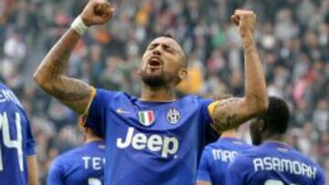 Arturo Vidal demostró su molestia en el terreno de juego.