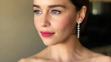La emoción de Emilia Clarke en una cena de despedida de 'Juego de Tronos'
