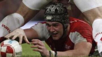 <b>GALES 19 - INGLATERRA 26</b>.