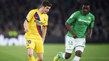 Sergi Roberto con William Carvalho.