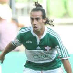 Valdivia: "Colo Colo es mi equipo pero me queda por dar en Brasil"