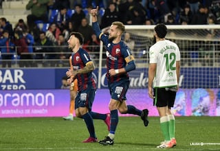 Resumen y goles del Huesca vs Racing, jornada 19 de LaLiga Hypermotion 25-26