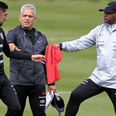 Recambio vs experiencia: así ve Fabián Estay el futuro de Chile