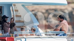 Messi, Luis Suárez and Cesc enjoy family holidays in the sun