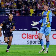 Diez meses pasaron para que ‘Chicharito’ volviera a brillar en la Liga MX