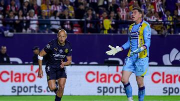 Javier Chicharito Hernandez celebrates his goal 3-1 of Guadalajara during the 9th round match between Atletico de San Luis and Guadalajara as part of the Liga BBVA MX, Torneo Clausura 2025 at Alfonso Lastras Stadium, on February 26, 2025 in San Luis Potosi, Mexico.