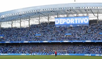 Riazor vivió un ambientazo ante el Castellón.