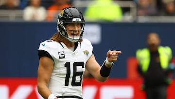 Follow all the National Football League action as it happens from EverBank Stadium in Jacksonville, Florida.