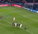 La secuencia del penalti que elimina al PSG de la Champions