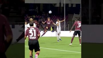 Salernitana sube el golazo de Valencia desde otros ángulos: ¡aún más brutal!