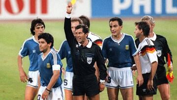 Codesal no expulsó a Maradona por lo que representaba