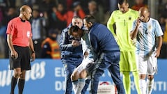 Leo Messi injured while playing for Argentina against Honduras
