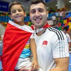 Localizan el cuerpo sin vida de Cenal Kutahya, capitán de Turquía