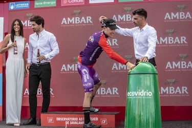 El 'Pelotón Verde' de Ecovidrio 'liderará' la montaña en La Vuelta