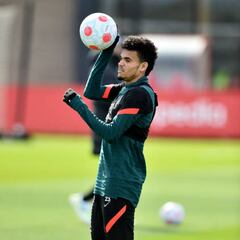 Díaz se perfila como titular para enfrentar a Manchester City