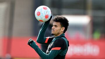 Luis Díaz sería titular en Liverpool para enfrentar a Manchester City por FA Cup.