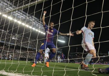 Celta de Vigo 2-2 Barcelona | Aspas hizo un partidazo y empató en el 82' con el brazo. Dembélé hizo el 0-1, empató Jonny y Alcácer había dado ventaja a un líder que acabó con diez.

