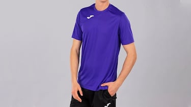 Entrena cómodo y ligero con la camiseta deportiva transpirable que no para de venderse en Amazon