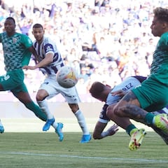 El Almería tutea a cualquiera