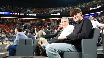 El derbi entre el Villarreal y el Valencia comienza en el Roig Arena