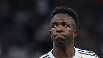 What did Vinícius Jr say about whistles from the Bernabéu crowd?