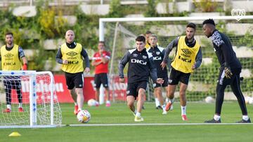 Isi, Fran y Andr&eacute;s, en un entrenamiento.