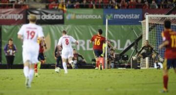 Clasificación mundial 2014. España-Bielorrusia. 2-1. Kornilenko marca el primer tanto.