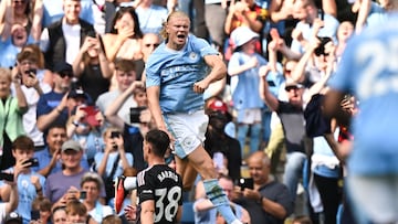 Manchester City's Norwegian striker #09 Erling Haaland celebrates scoring his team fourth goal during the English Premier League football match between Manchester City and Fulham at the Etihad Stadium in Manchester, north west England, on September 2, 2023. (Photo by Oli SCARFF / AFP) / RESTRICTED TO EDITORIAL USE. No use with unauthorized audio, video, data, fixture lists, club/league logos or 'live' services. Online in-match use limited to 120 images. An additional 40 images may be used in extra time. No video emulation. Social media in-match use limited to 120 images. An additional 40 images may be used in extra time. No use in betting publications, games or single club/league/player publications. /