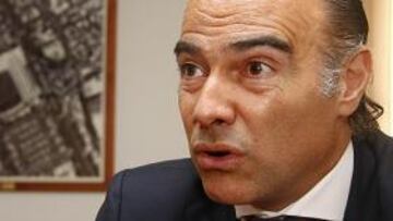 Oliver considera que "la oposición le ha hecho un daño terrible al Betis"