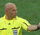 El Sunderland, equipo más tarjeteado de la Premier, invita a su entreno a Howard Webb