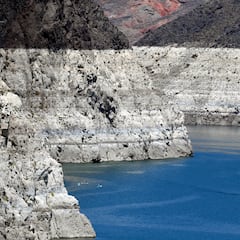 Lake Mead water crisis: “We’re kind of on a knife’s edge between being OK and being in very scary, catastrophic situations”