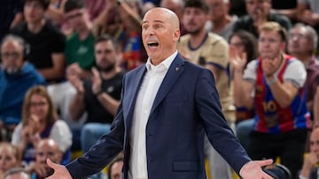 El entrenador del Barcelona, Joan Peñarroya, en un instante del partido ante el Zalgiris Kaunas.