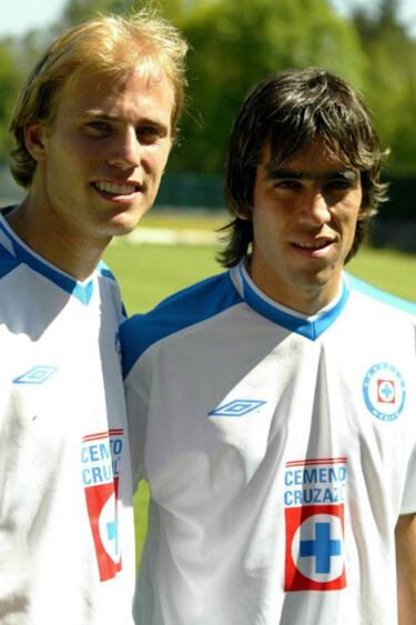 ¿Qué fue de Luciano Figueroa? El argentino que se ganó a la afición del Cruz Azul a goles