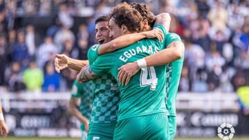 Aprobados y suspensos del Almería: triunfo coral para acariciar el ascenso