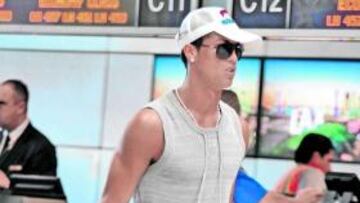 <b>ESTÁ EN CASA. </b>Cristiano llegó el sábado a Lisboa procedente de EE UU y ayer viajó al Algarve.