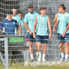 Nico, citado ante el Alavés; Jauregizar está de vuelta