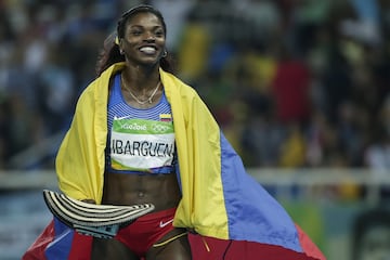 Caterine Ibargüen: Es una de las mejores deportistas de nuestro país. Ganó plata en Londres 2012 y oro en Río 2016. Ha sido dos veces campeona mundial de salto triple. 