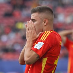 Llegó de España a Chile para el Mundial Sub 20 y nunca se esperó vivir un primer día así: “Veíamos autos reventados...”