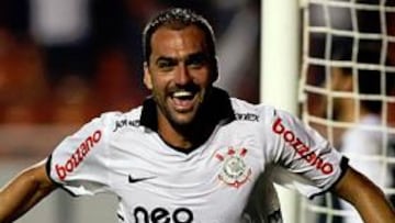 Corinthians quita el mando del Grupo al Cruz Azul