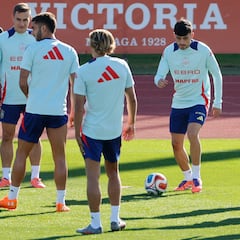 Hay que hilar fino con Pedri, que hay Clásico