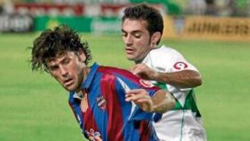 <b>ÚLTIMA PRUEBA. </b>Levante y Elche no convencieron en el último partido de pretemporada.