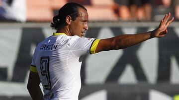 F&Atilde;&ordm;tbol, Colo Colo v Cobresal.
 Tercera fecha, Campeonato de Clausura 2016.
 El jugador de Colo Colo, Luis Pedro Figueroa,  celebra su gol contra Cobresal durante el partido de primera divisi&Atilde;&sup3;n en el estadio Monuemnetal. Santiago, Chile.
 30/01/2016
 Marcelo Hernandez/Photosport*******
 
 Football, Colo Colo v Cobresal
 3th date, Clousure Championship 2016.Colo Colo&#039;s player, Luis Pedro Figueroa, celebrates his goal against  Cobresal during the first division football match at Monumental stadium in Santiago, Chile.
 30/01/2016
 Marcelo Hernandez/Photosport