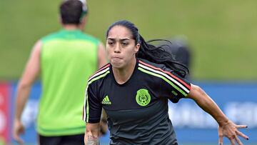 Reanae Cuellar fue la protagonista del primer gol en la historia de la liga femenina de fútbol de USA (NWSL) que inició en 2013, su equipo era FC Kansas City.