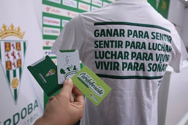 El listón de los 17.000 abonos