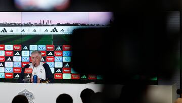 MADRID, 12/04/2024.- El entrenador del Real Madrid Carlo Ancelotti durante la rueda de prensa tras el entrenamiento del equipo en la Ciudad deportiva de Valdebebas en Madrid, este viernes en preparación del partido de LaLiga contra el Mallorca. EFE/ Mariscal
